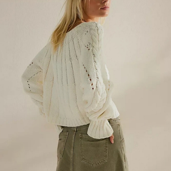❗SOLD❗NWT S FREE PEOPLE White Sandre Sweater - Picture 4 of 7